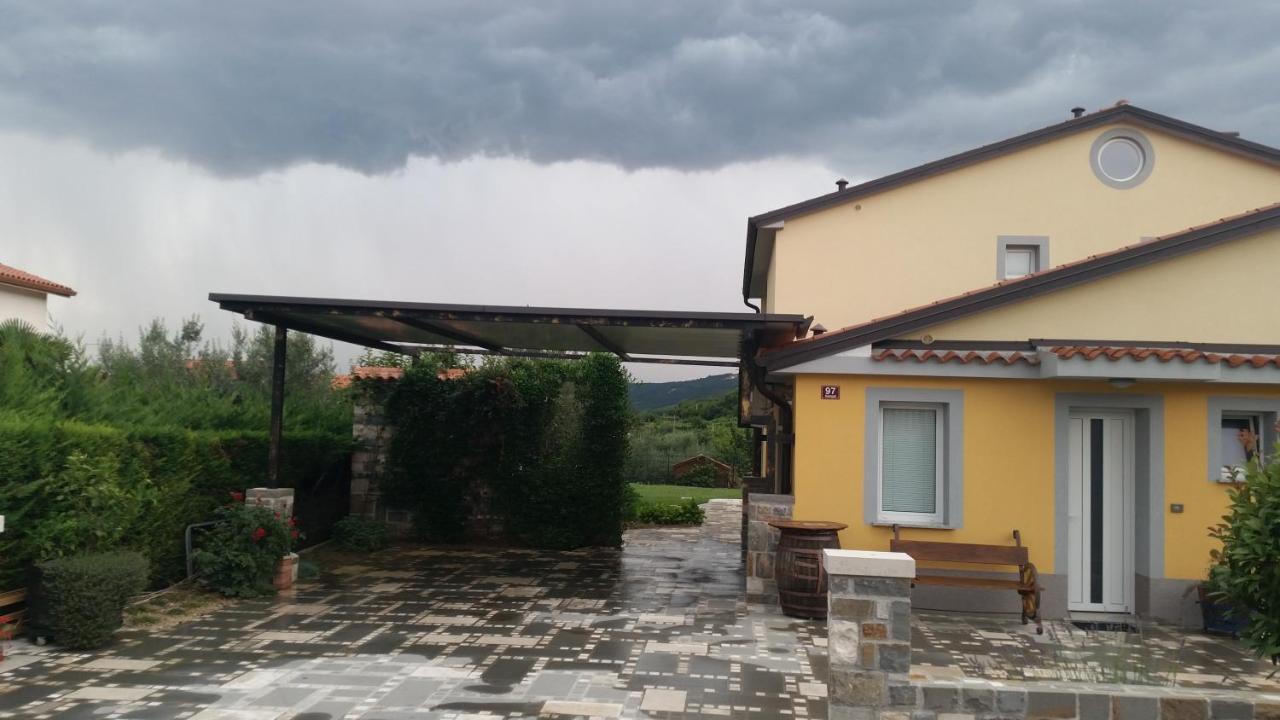 Apartma Brnistra Ginestra Koper Zewnętrze zdjęcie