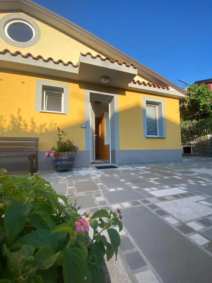 Apartma Brnistra Ginestra Koper Zewnętrze zdjęcie
